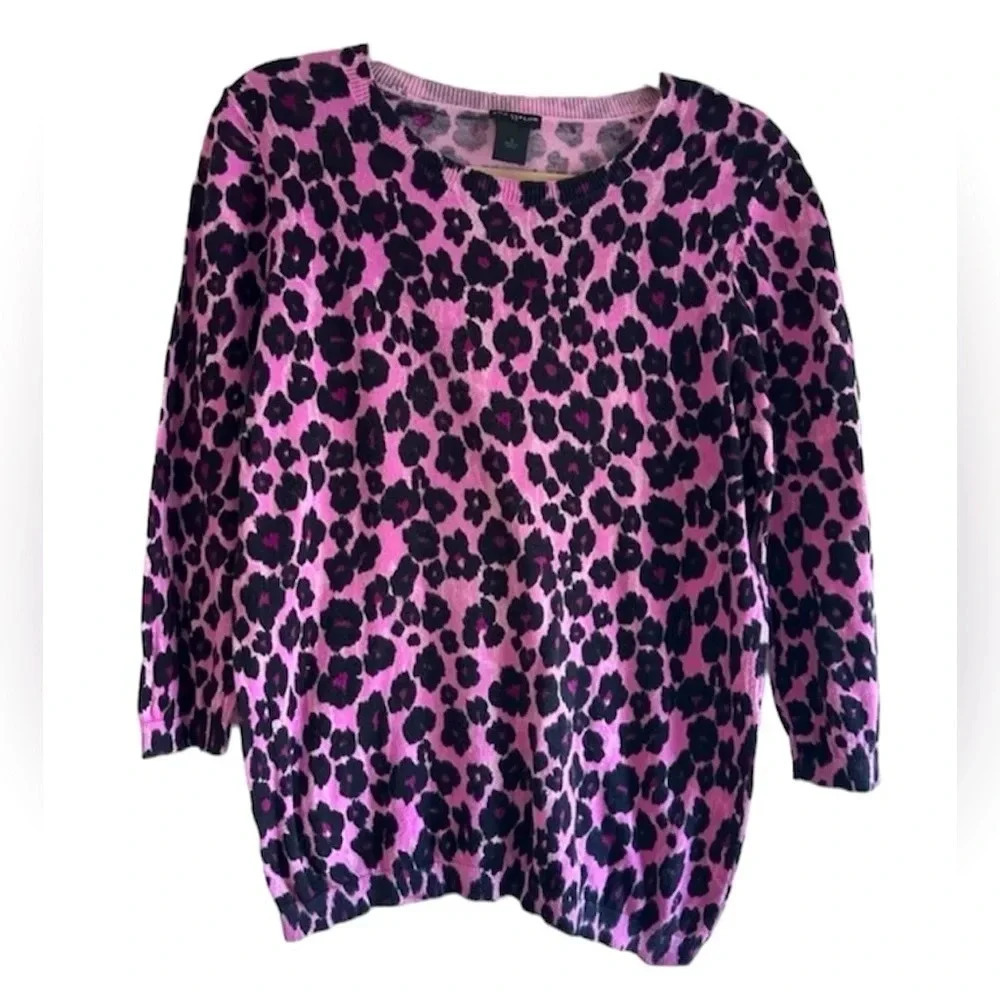 Ann Taylor Pink Leopard print sweater. Size M